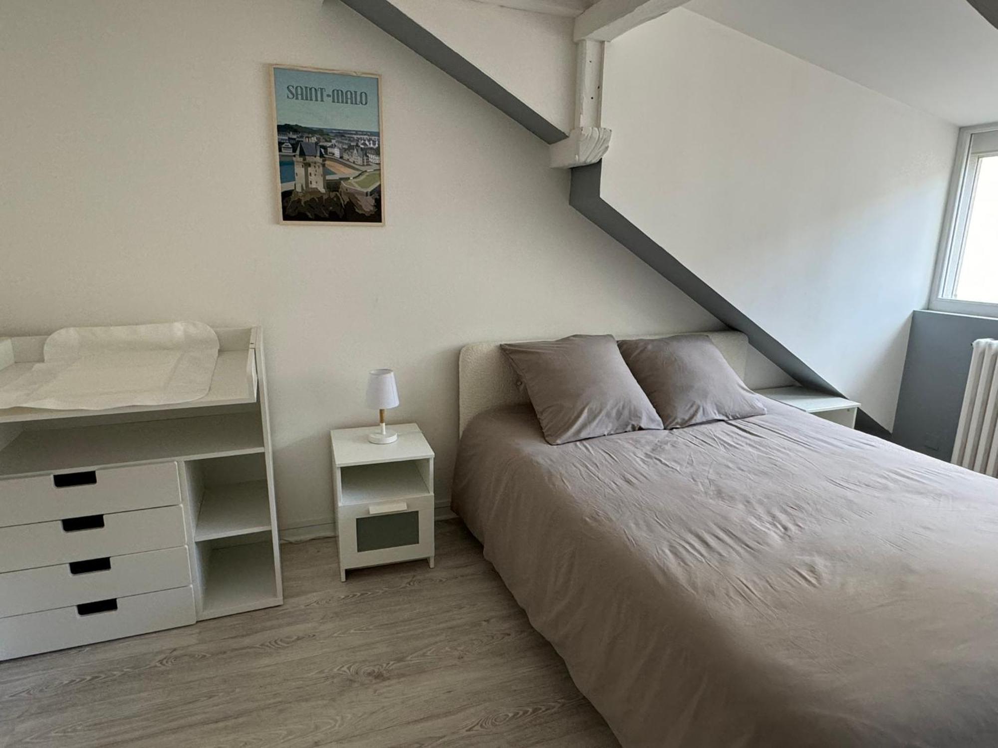 Appartement En Centre-Ville - Local Velos Disponible Mayenne Exterior foto